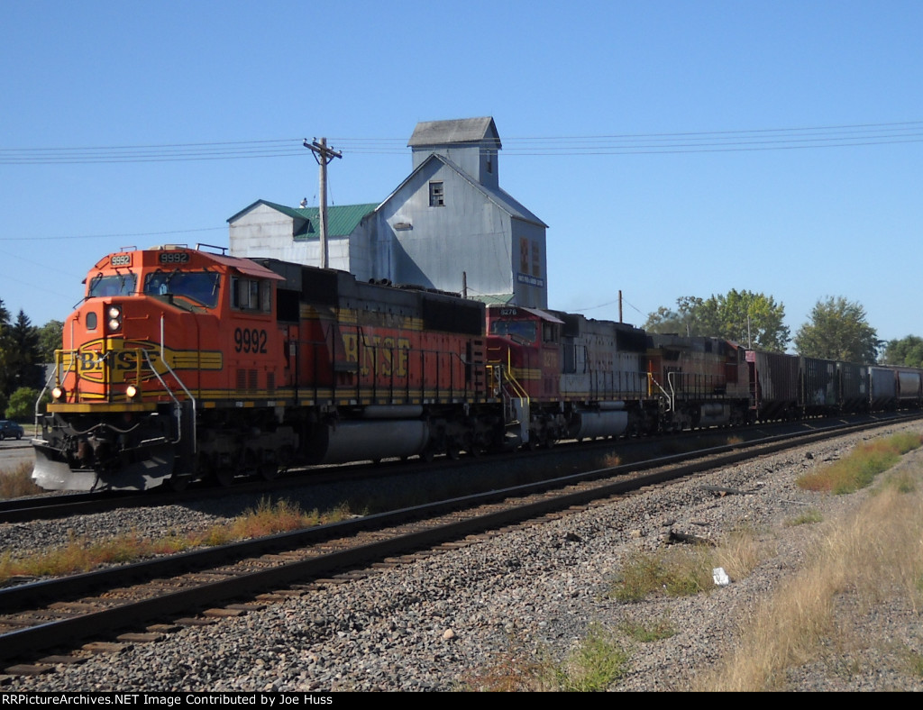 BNSF 9992 East